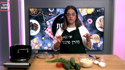 זה רק נשמע מסובך: סירות קישואים ממולאות בקוסקוס