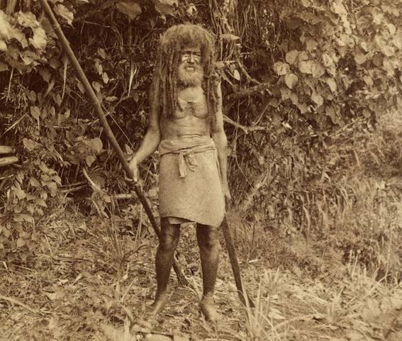 האיש הזה, 'טום' בן ה-80, היה הקניבל האחרון של האי פיג'י. 1905