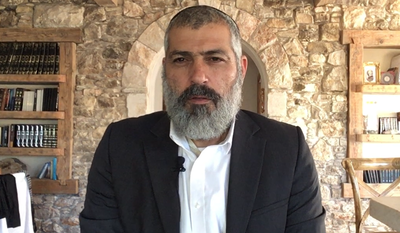 צבי יחזקאלי בפינה על פרשת שלח לך • צפו