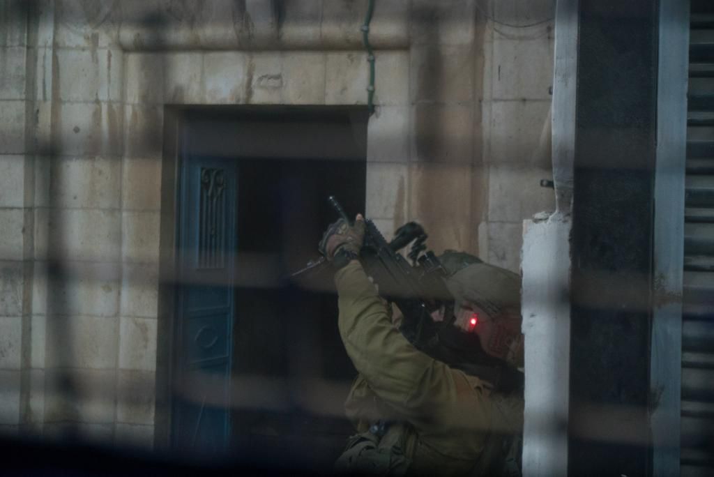 לוחמי צה"ל סיכלו חוליית מחבלים בעיר ג'נין: שלושה חוסלו