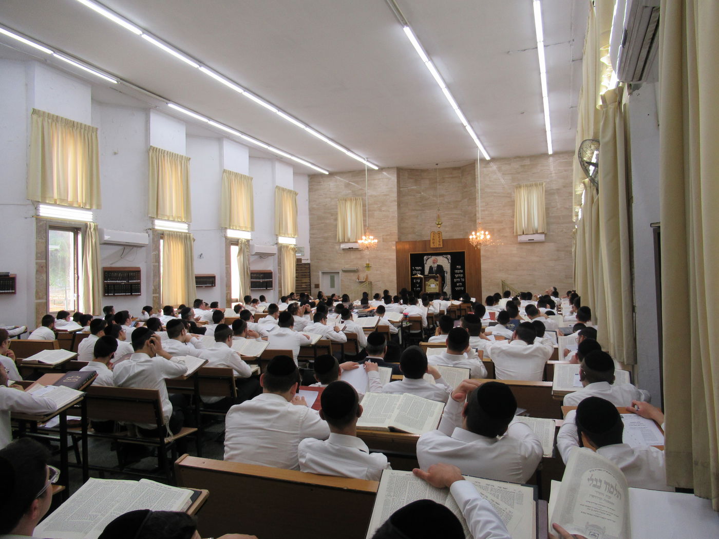 ה"שיעור כללי" הראשון של ראש הישיבה החדש