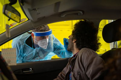 שיא של חודשיים וחצי: יותר מ-10,000 מאומתים ביממה