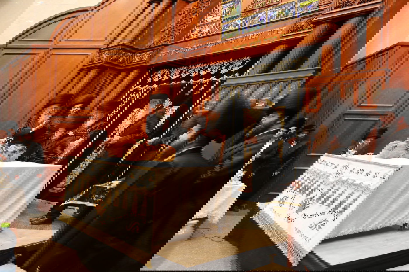 בסאדיגורה חגגו את נישואי אחיו הצעיר של הרבי - מרחוק