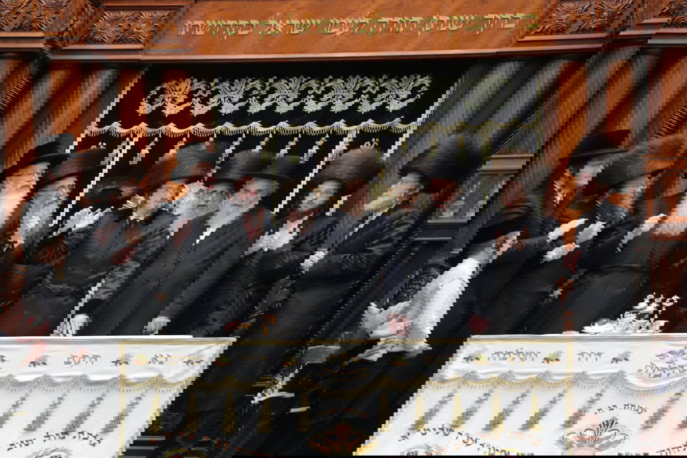 בסאדיגורה חגגו את נישואי אחיו הצעיר של הרבי - מרחוק