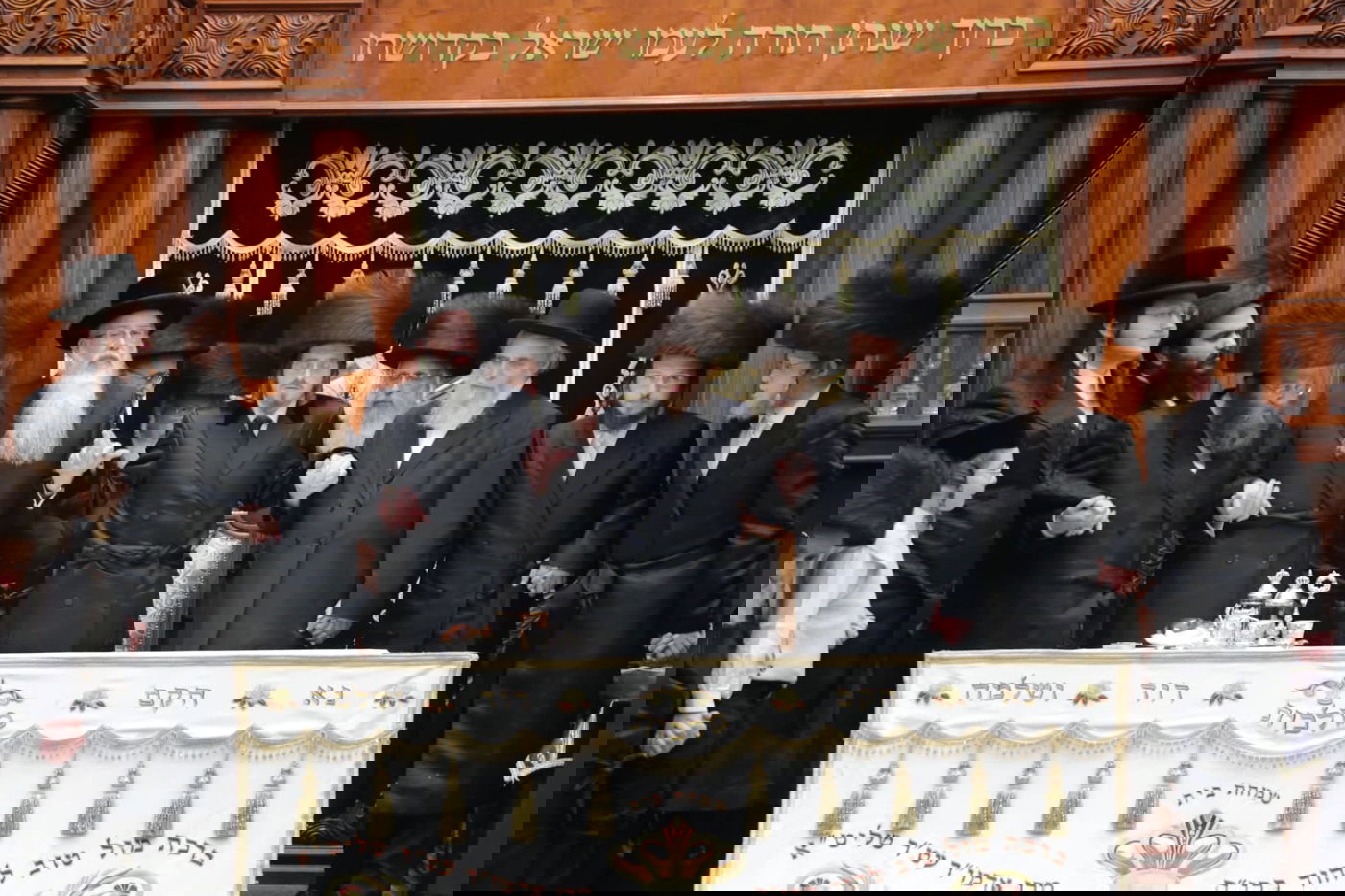 בסאדיגורה חגגו את נישואי אחיו הצעיר של הרבי - מרחוק