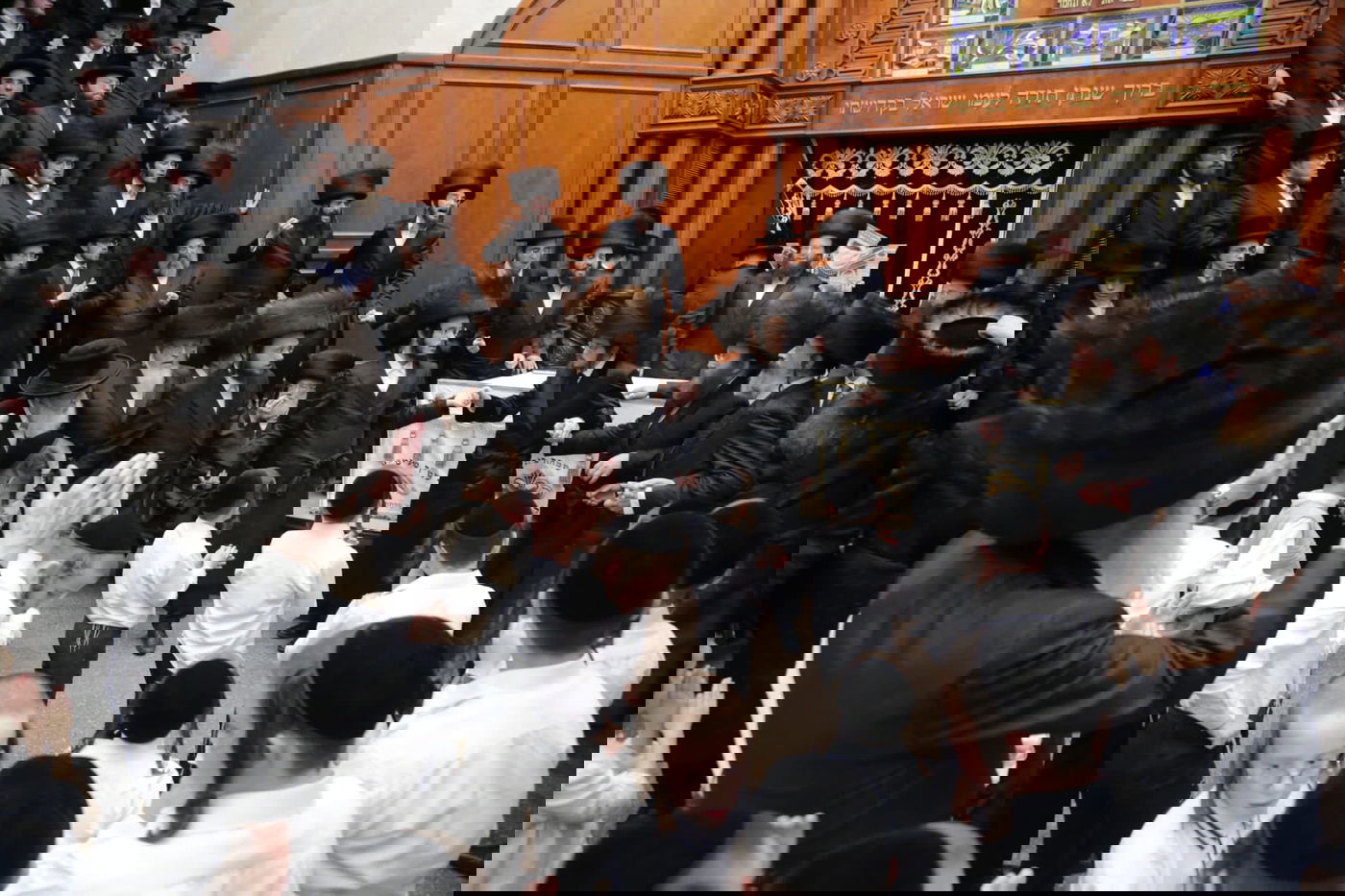 בסאדיגורה חגגו את נישואי אחיו הצעיר של הרבי - מרחוק