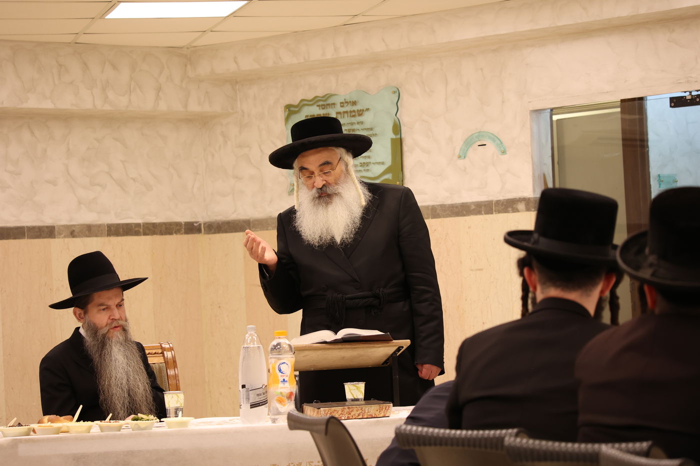 אברכי כולל תרביצ"א ציינו את סיום המבחנים