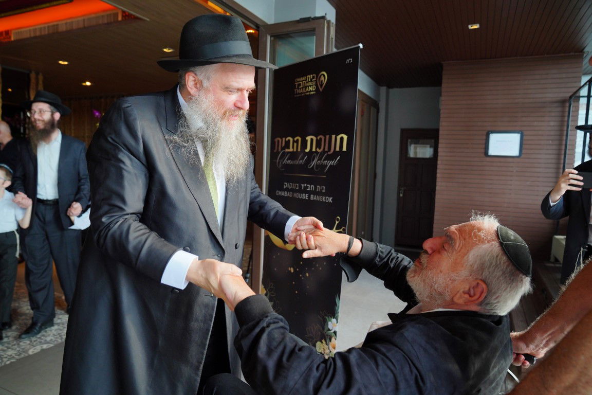 תיעוד מחשמל: עוצמה יהודית בבירת תאילנד