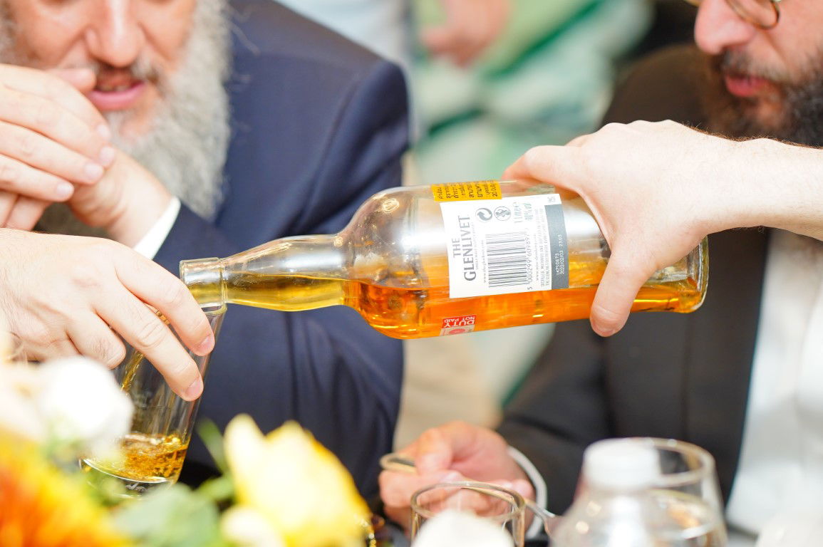 תיעוד מחשמל: עוצמה יהודית בבירת תאילנד