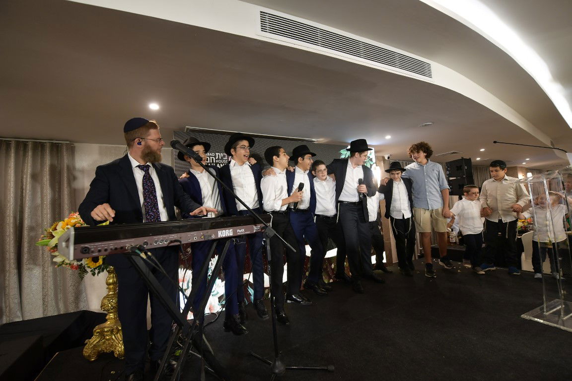 תיעוד מחשמל: עוצמה יהודית בבירת תאילנד