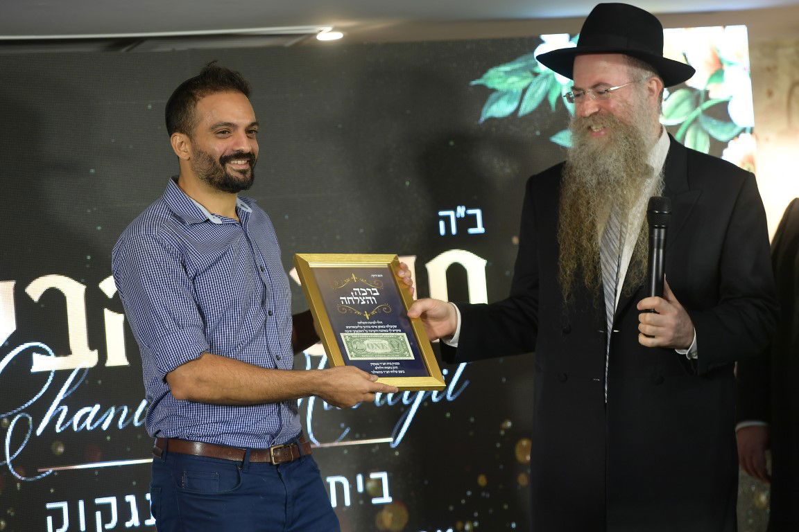 תיעוד מחשמל: עוצמה יהודית בבירת תאילנד