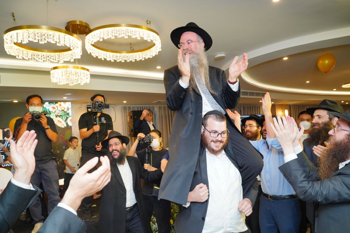 תיעוד מחשמל: עוצמה יהודית בבירת תאילנד