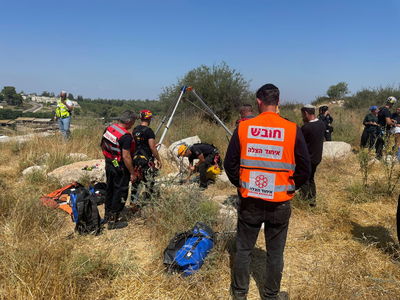 צעיר חולץ במצב קל מבור בעומק 8 מטרים