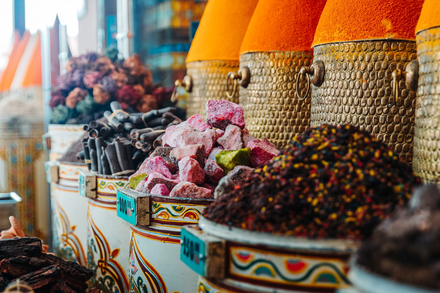 שורשים וכיף: המסע המרהיב של אוהד הנווד במרוקו