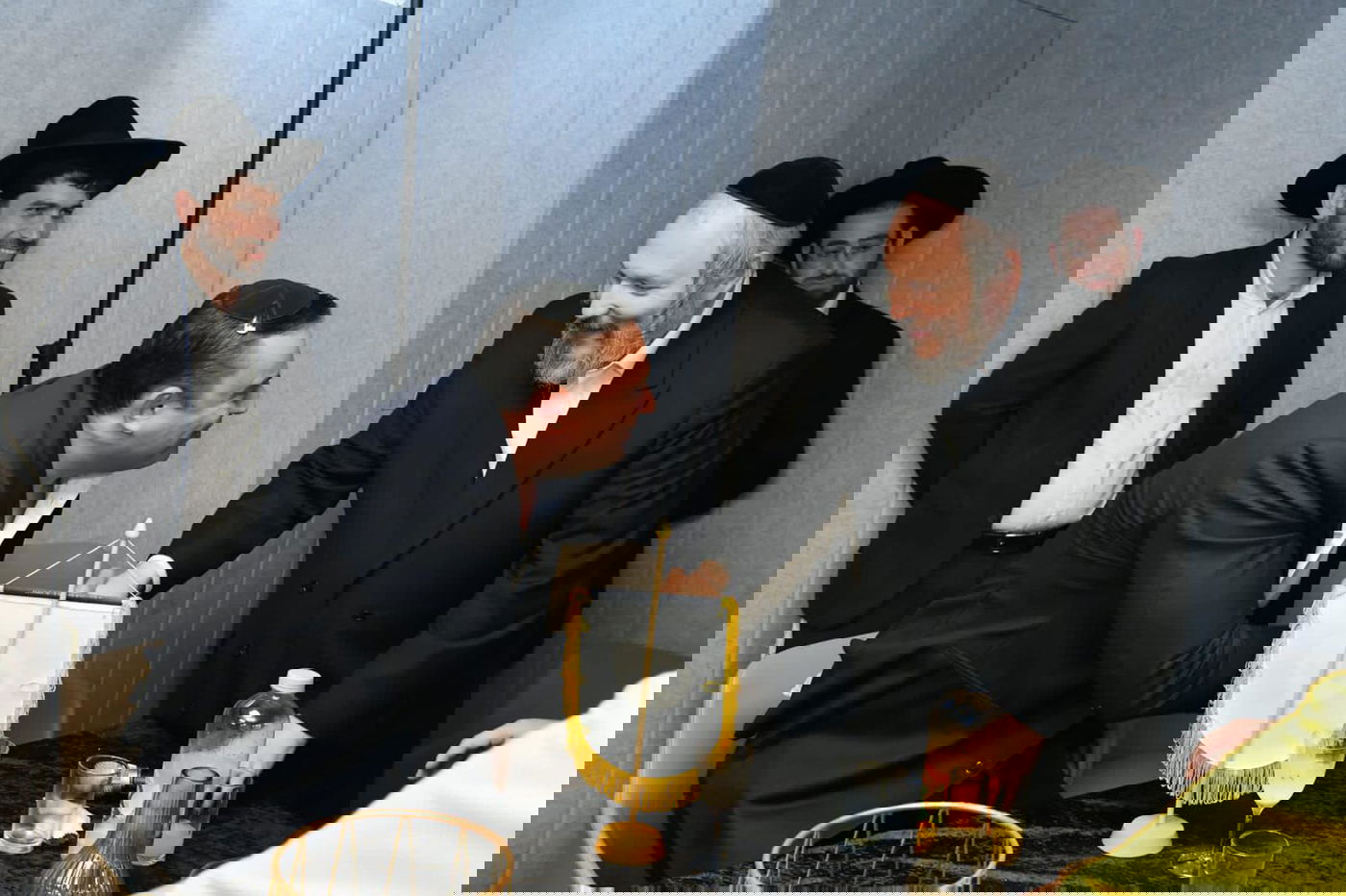 בטקס חגיגי נחנך בית 'גיל-גרופ' החדש: רבנים, ח"כים ואנשי תקשורת הגיעו לברך