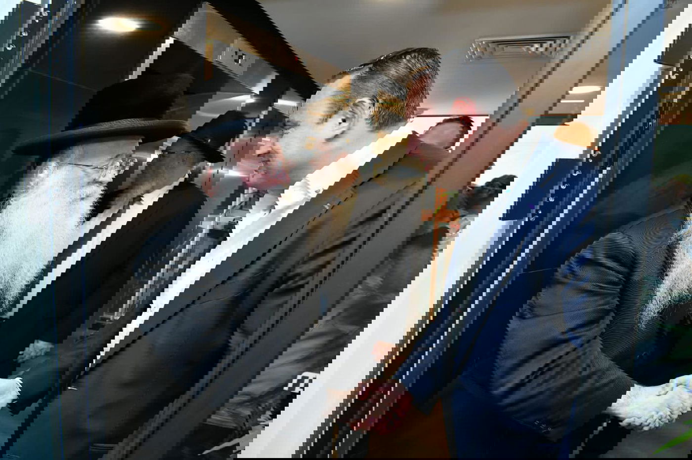 בטקס חגיגי נחנך בית 'גיל-גרופ' החדש: רבנים, ח"כים ואנשי תקשורת הגיעו לברך