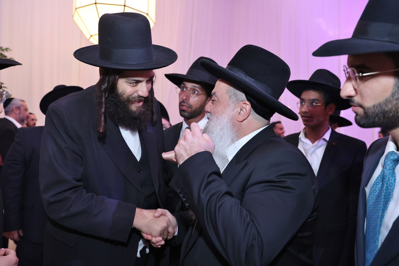 מזכה הרבים הרב יגאל כהן חיתן; כולם הגיעו