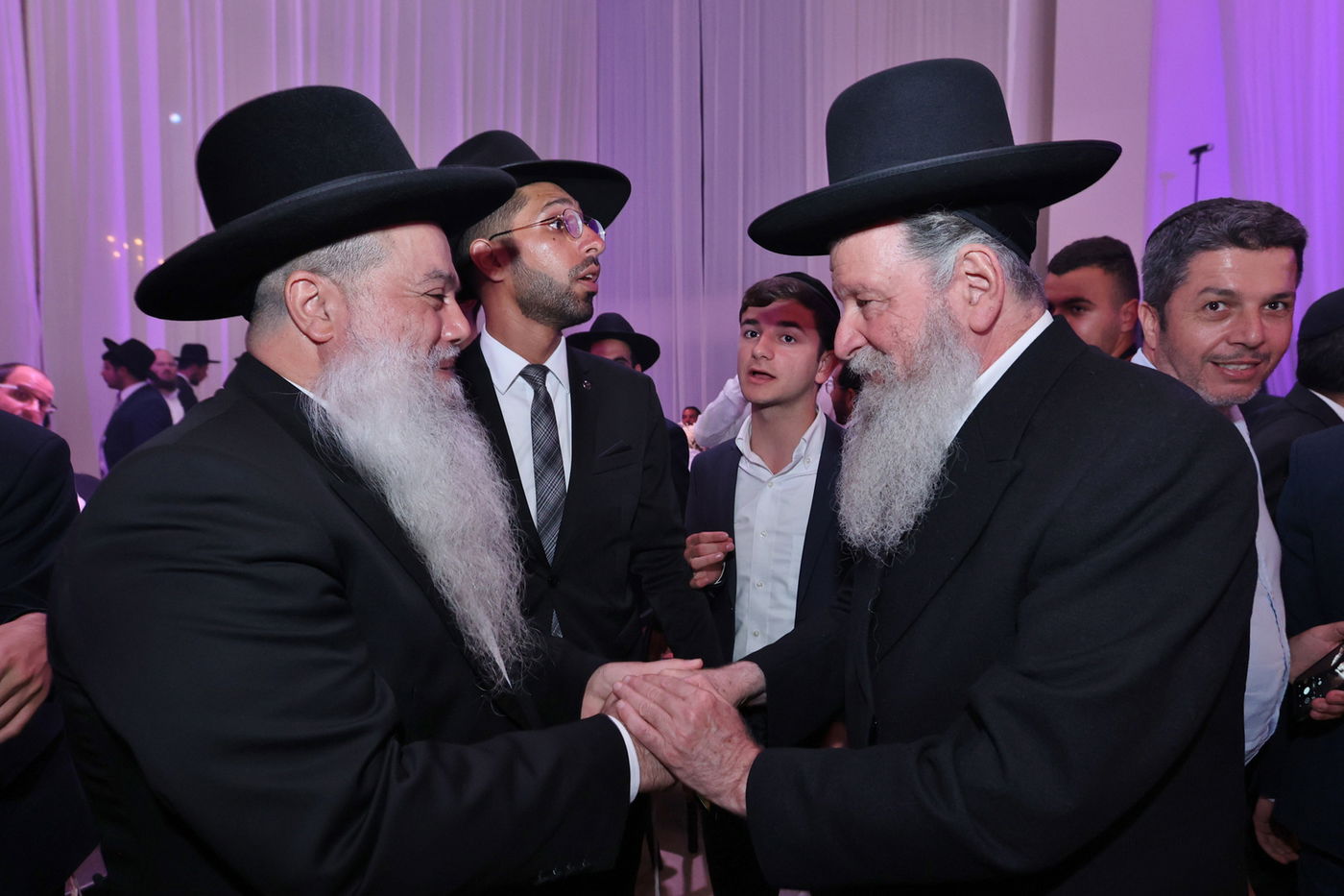 מזכה הרבים הרב יגאל כהן חיתן; כולם הגיעו