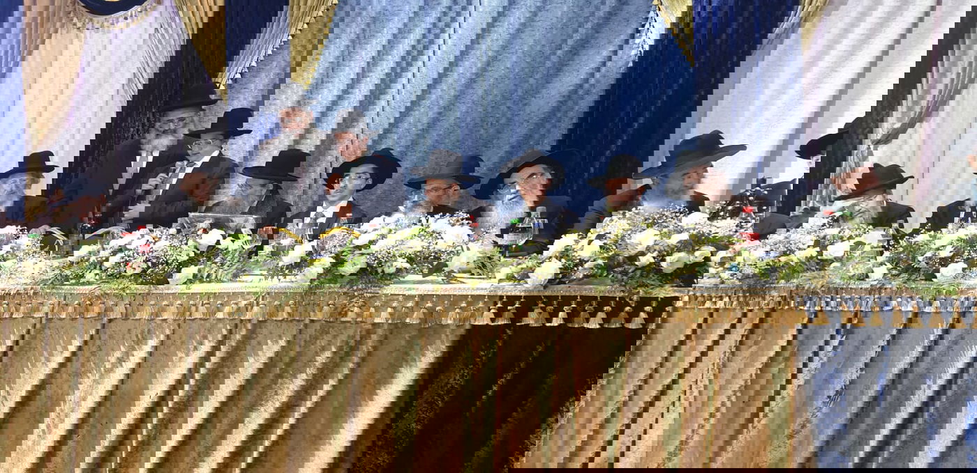 תיעוד מרהיב משמחת בר המצווה לבניו של הגה"צ רבי ישראל אברג'ל