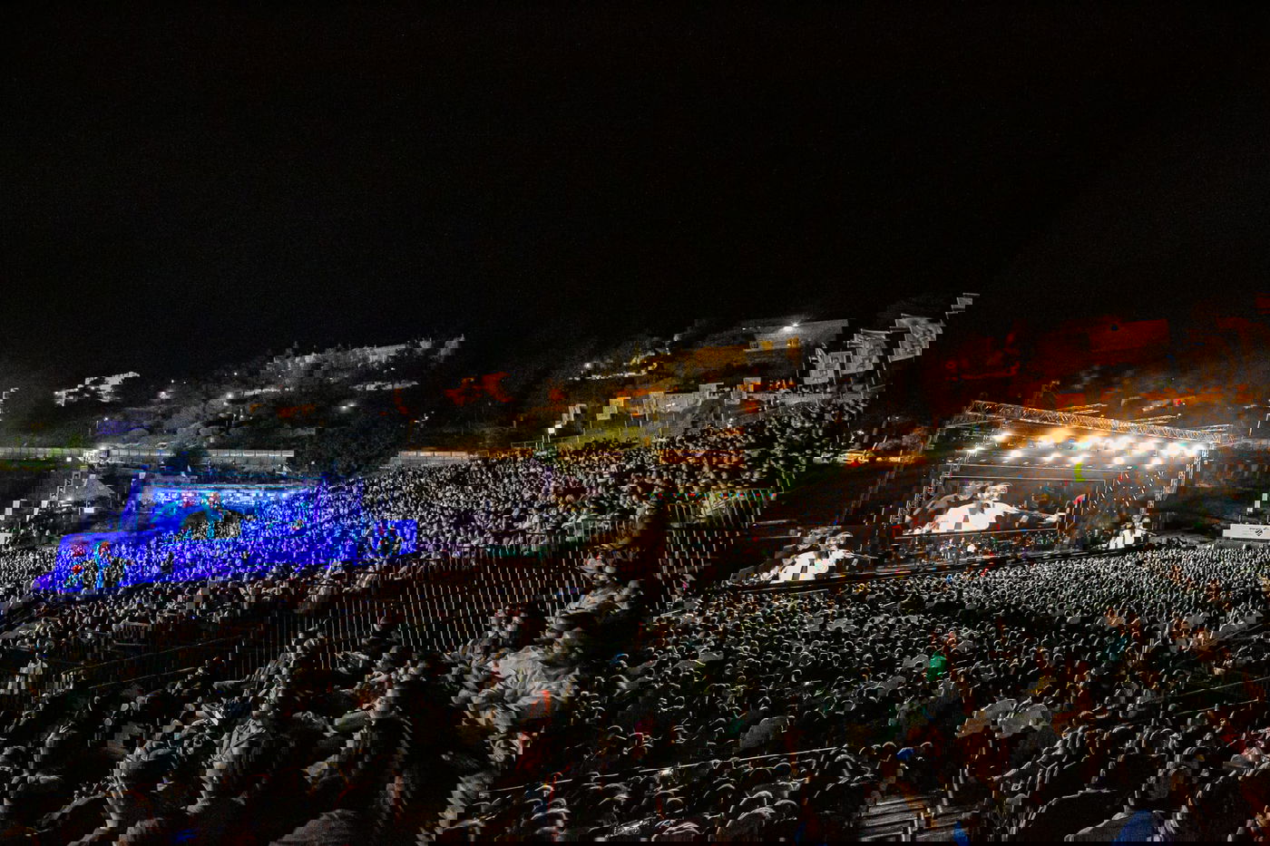 הפופ - מקפיץ ומושקע; והמילים? יכולות להשתפר