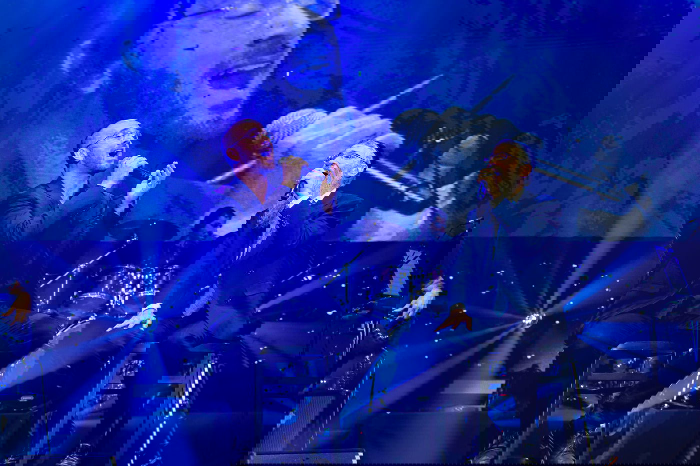 הפופ - מקפיץ ומושקע; והמילים? יכולות להשתפר