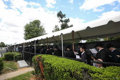 העלייה לציון הק' של הרבי