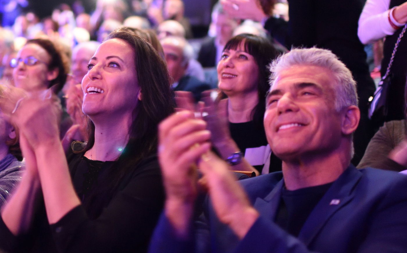 יאיר וליהיא לפיד