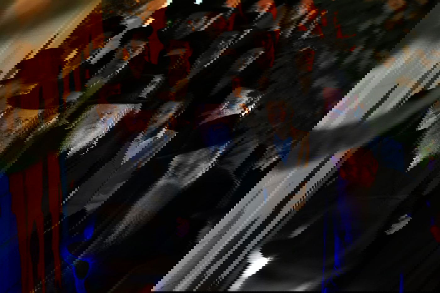 הרבי מגור בשבע ברכות לנכדת מנכ"ל החסידות