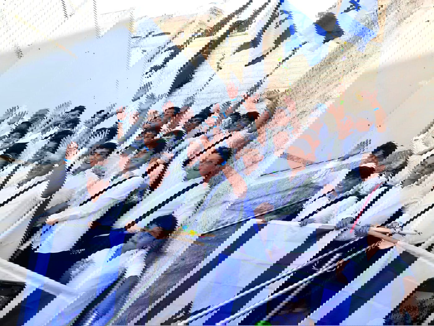 300 מ'אנוסי משהד' חגגו בר מצווה בכותל