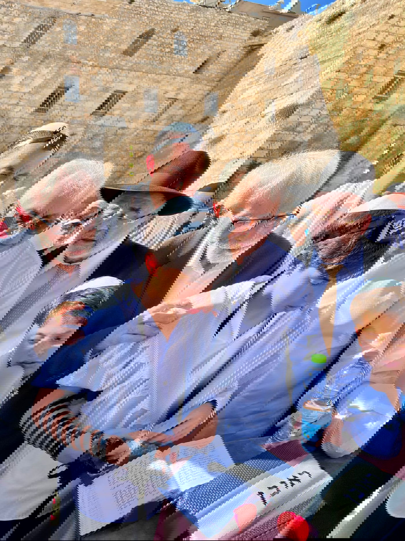 300 מ'אנוסי משהד' חגגו בר מצווה בכותל