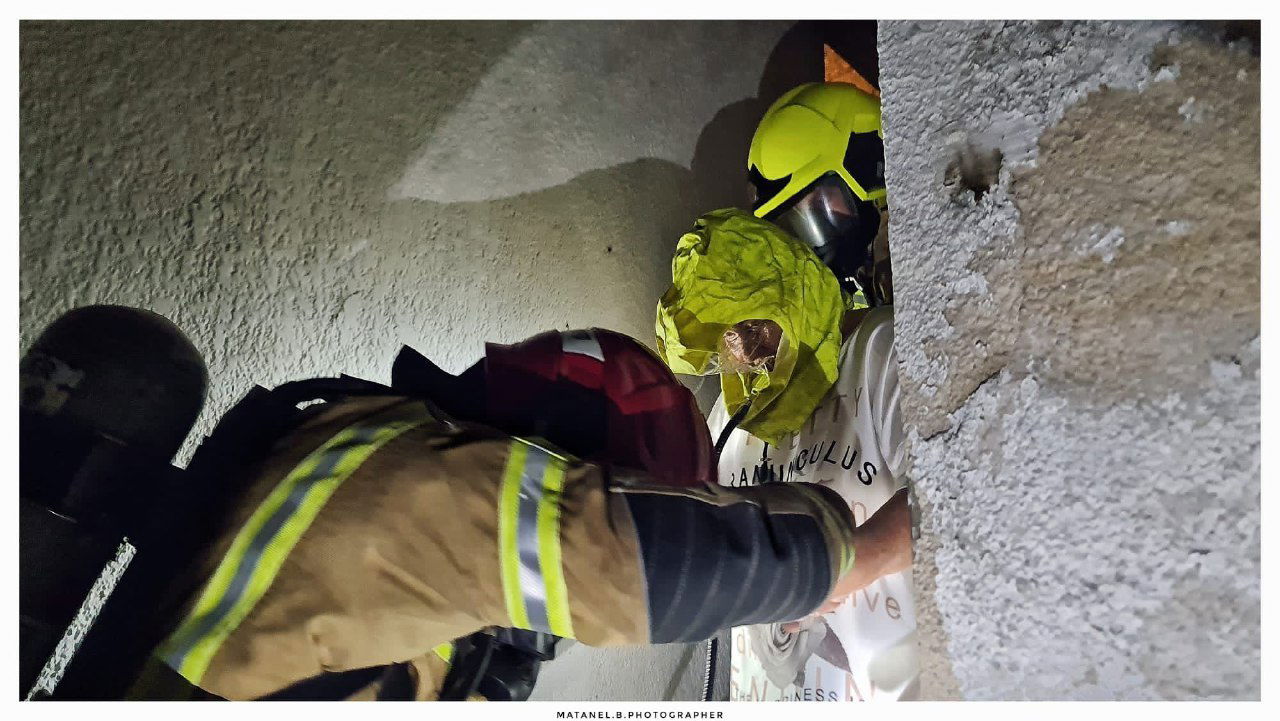 באר שבע: לוחמי האש חילצו לכודים משריפה בעיר