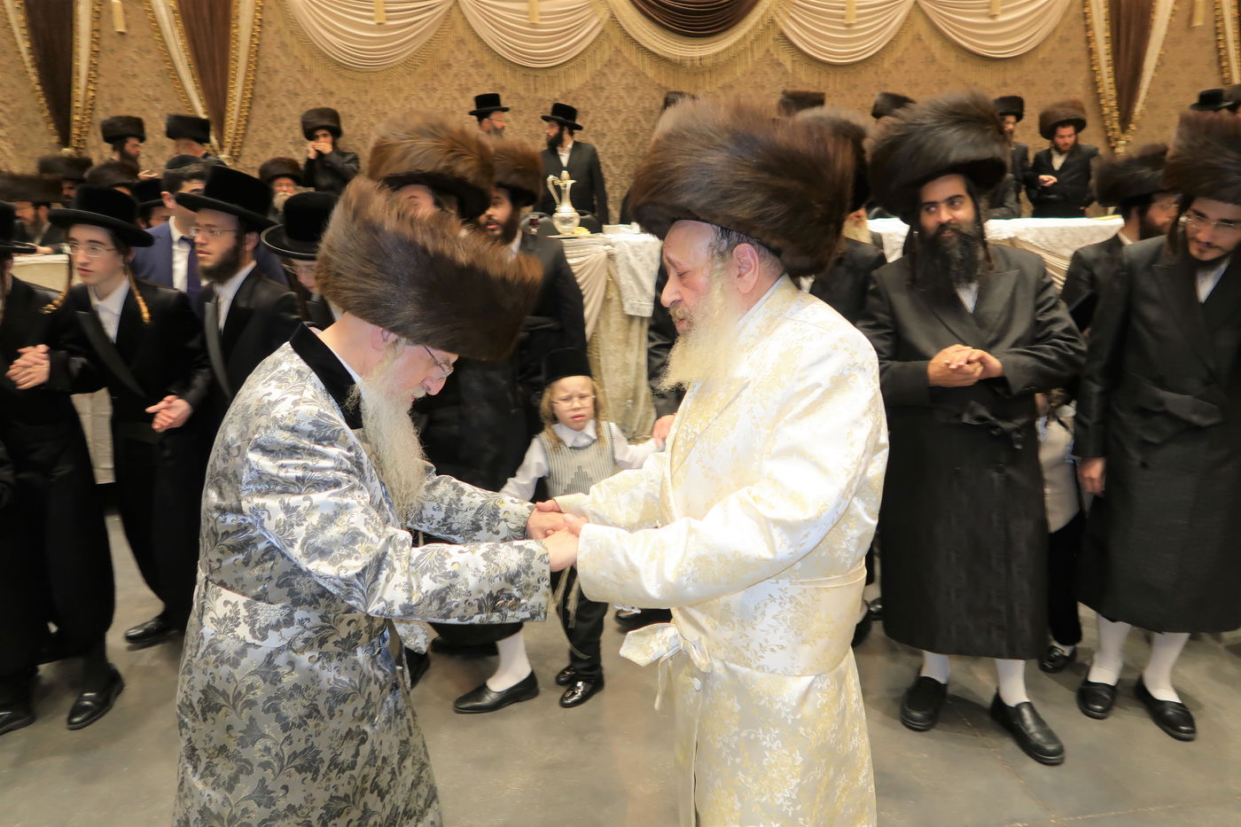 שמחת החתונה לבן האדמו"ר מביאלה בית שמש