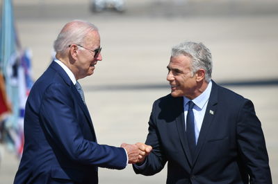 ביידן ולפיד, היום בנתב"ג