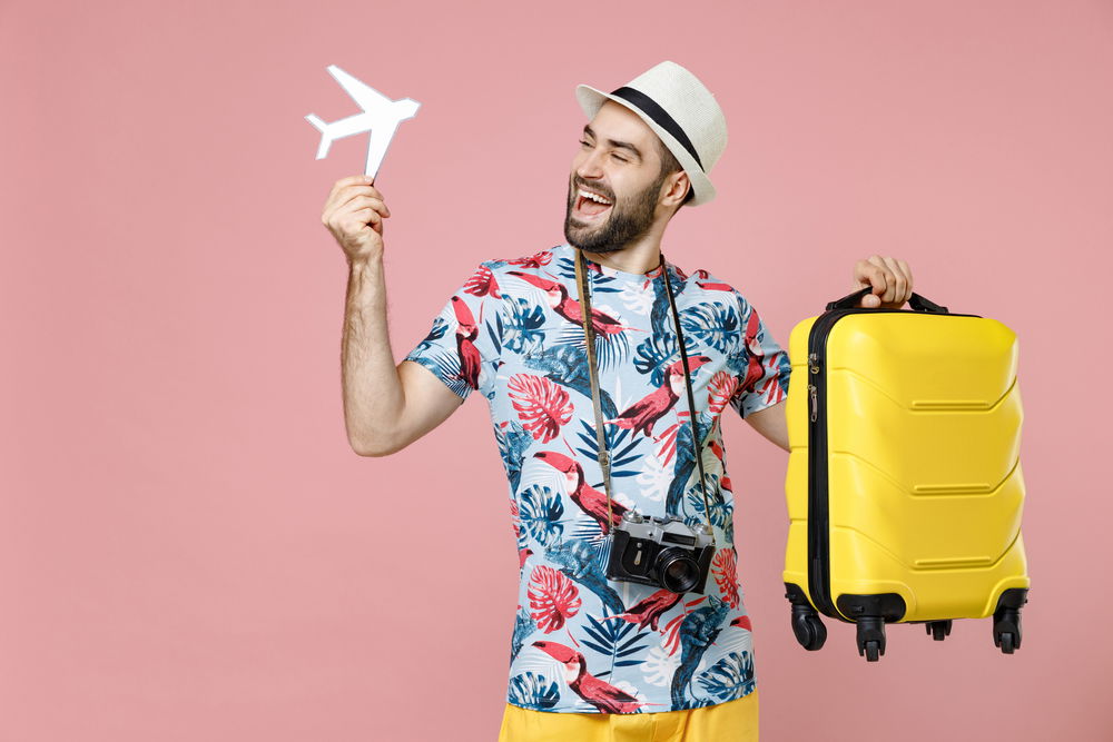 טסים לחו"ל? הטריק שיחסוך לכם הרבה כסף