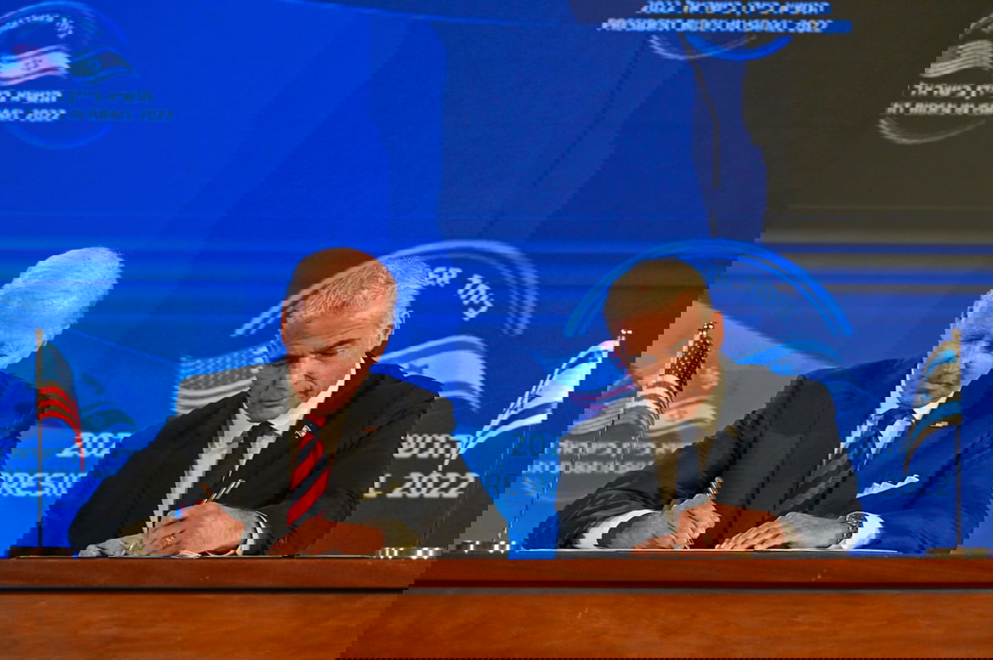 הנשיא ביידן ולפיד חתמו: "לא נאפשר לאיראן נשק גרעיני"