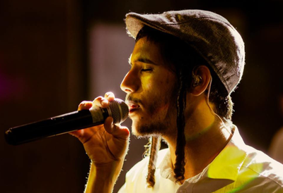 שילה אתיאס מחדש את הפיוט: "קריה יפיפיה"