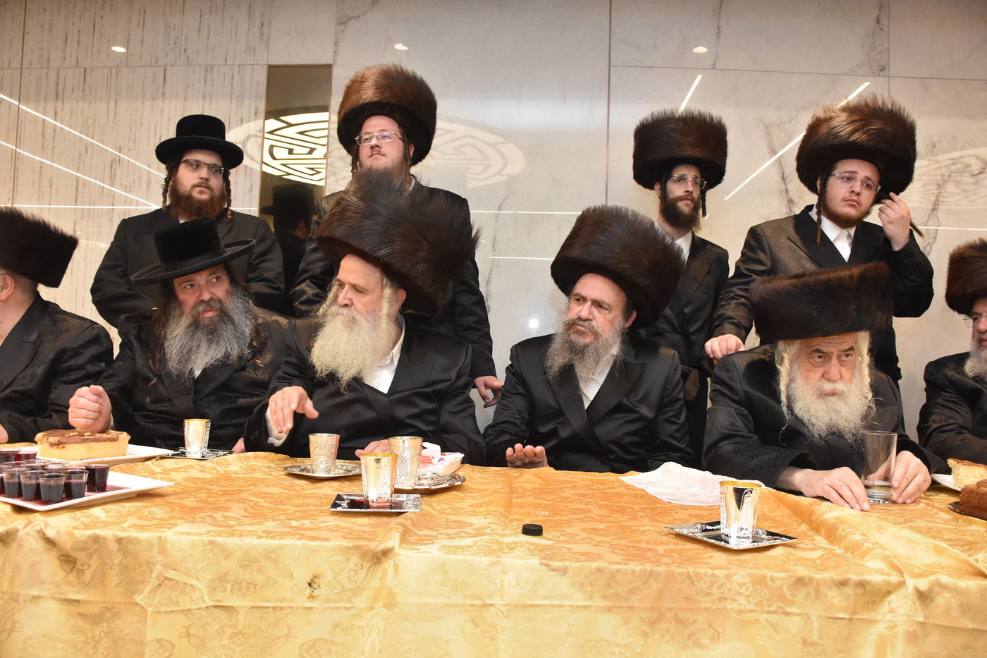 שמחת החתונה לבן האדמו"ר מנדבורנה פ"ת