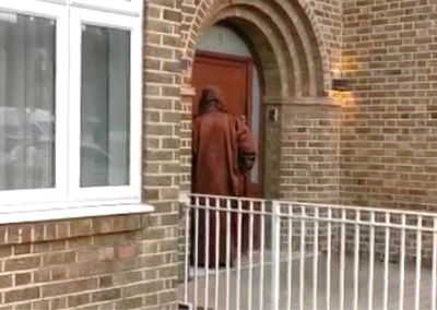 איש כת לב טהור בלונדון