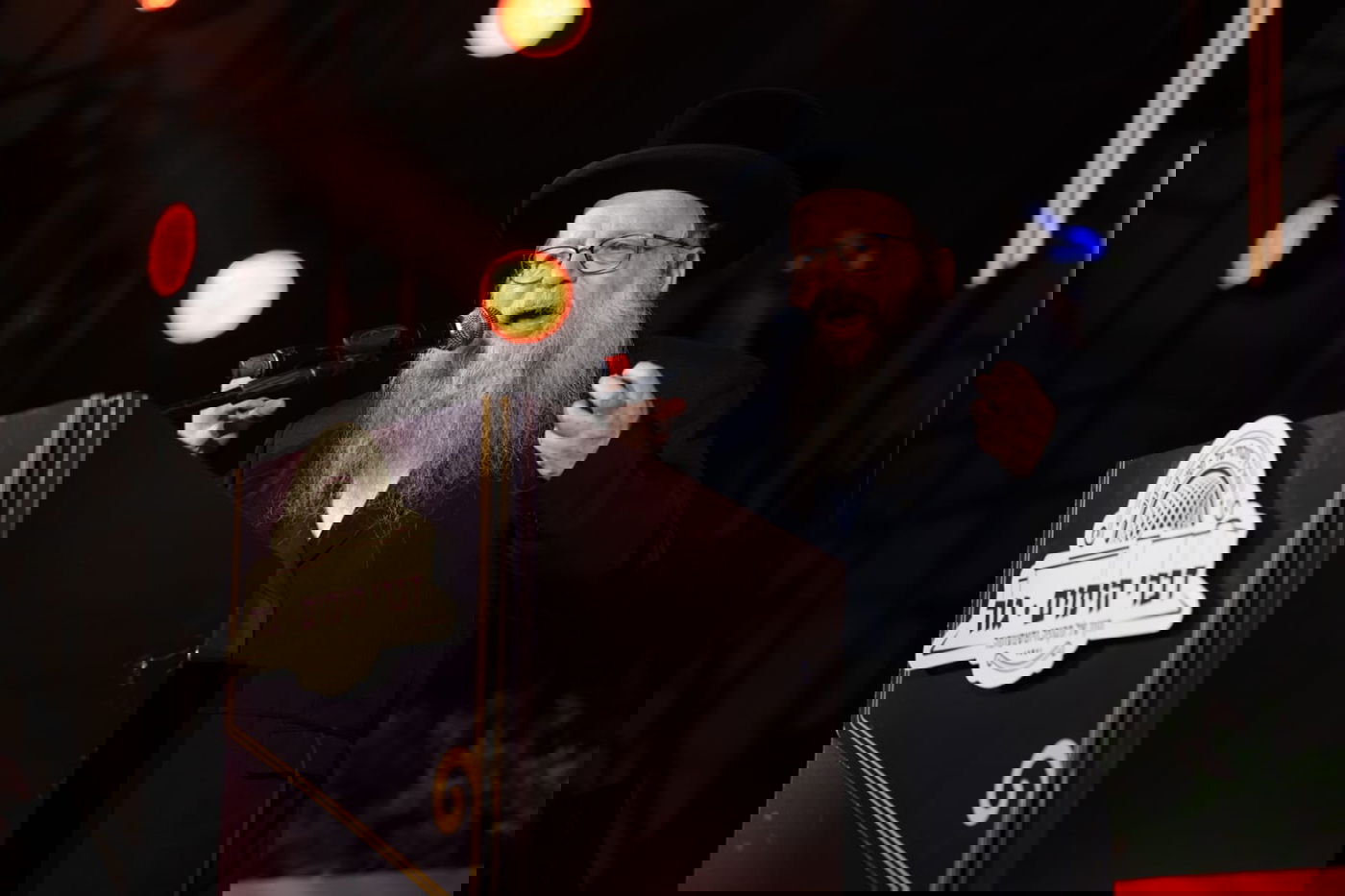 האדמו"ר רמז: "ביהמ"ד יוכל לשמש עד ביאת גואל צדק ועד בכלל"