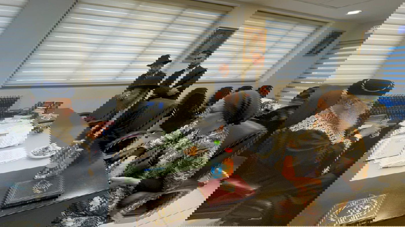 "מאוחדים סביב מוישי"; הרבנים הראשיים חיזקו את ההורים