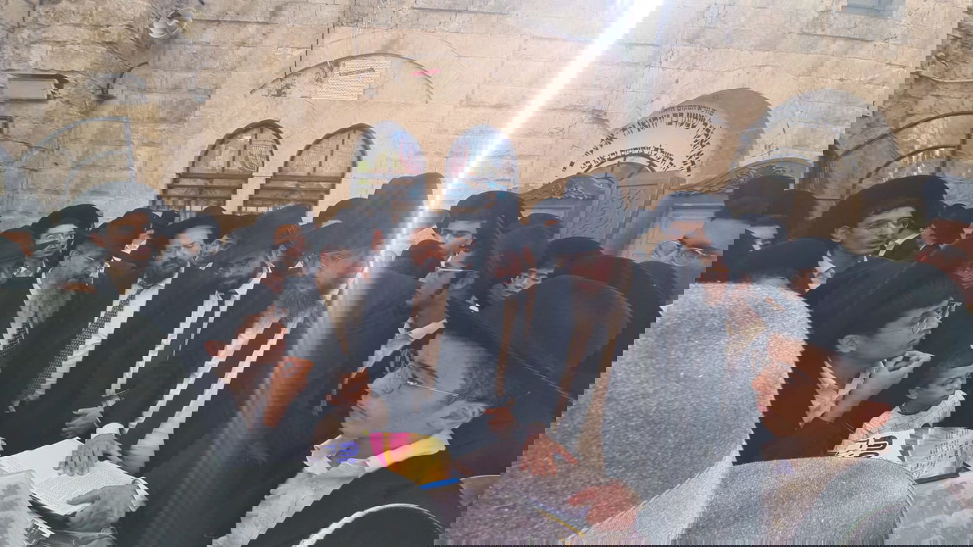 "מאוחדים סביב מוישי"; הרבנים הראשיים חיזקו את ההורים