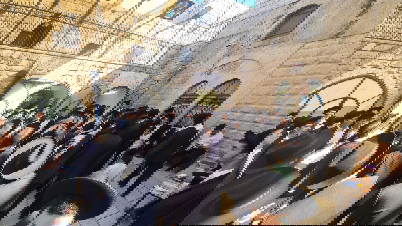 "מאוחדים סביב מוישי"; הרבנים הראשיים חיזקו את ההורים