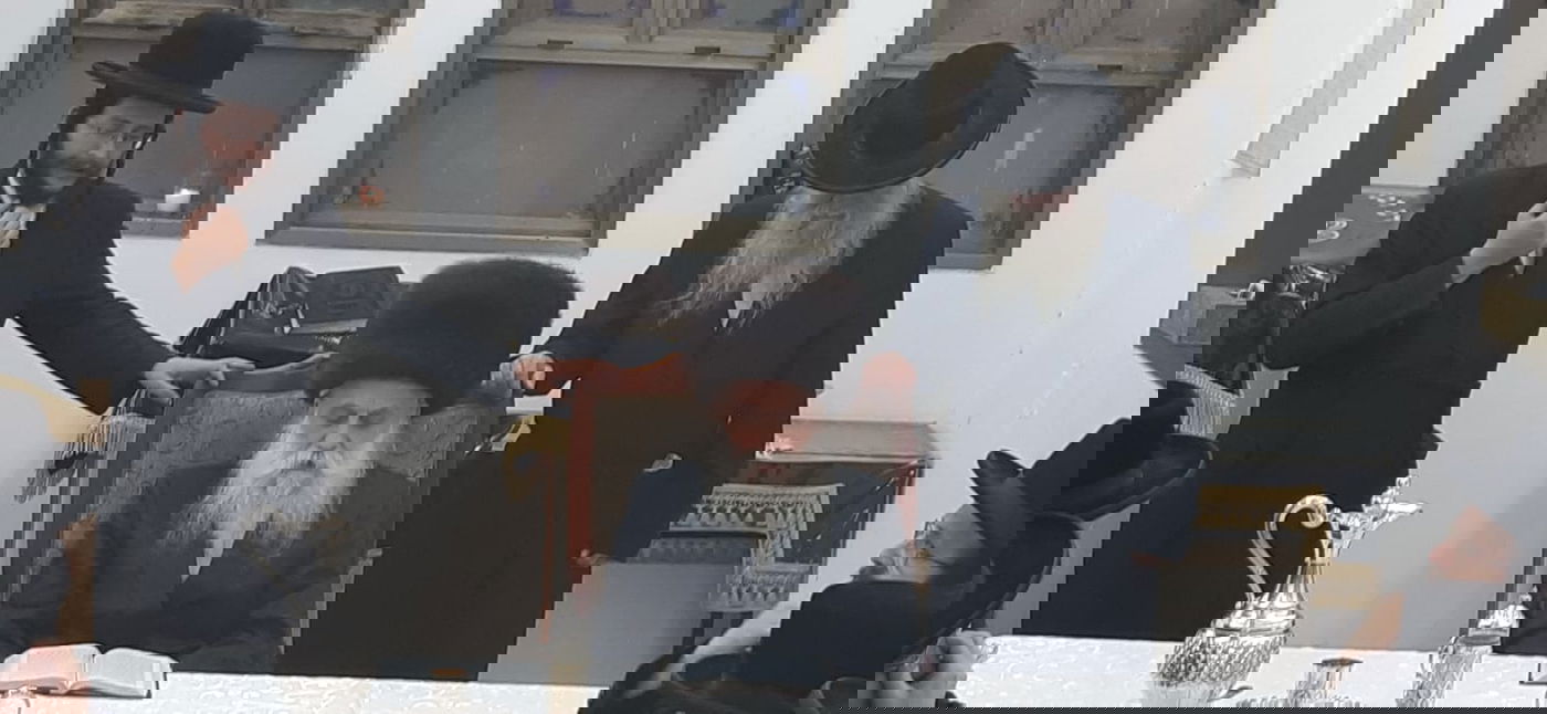 האדמו"ר מבוטושאן ציין את הילולת האדמו"רים