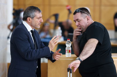 זדורוב בדיון בבית המשפט בעניינו