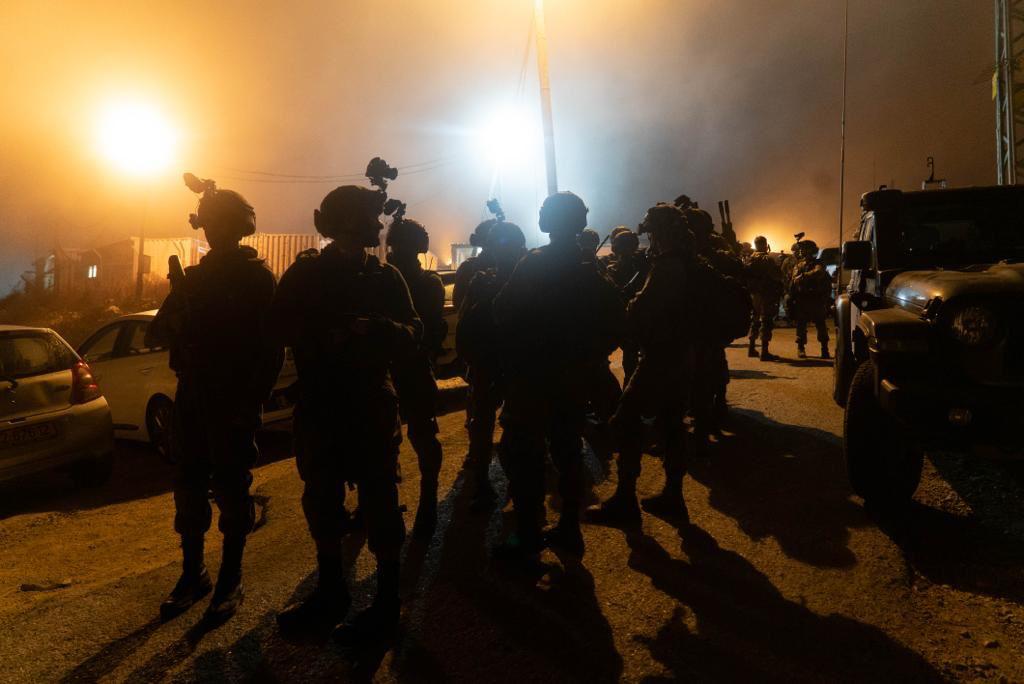 לוחמי צה"ל והשב"כ עצרו שבעה מבוקשים