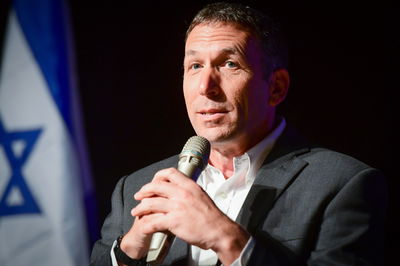 מחפש בית פוליטי: מתן כהנא נפגש עם אייזנקוט