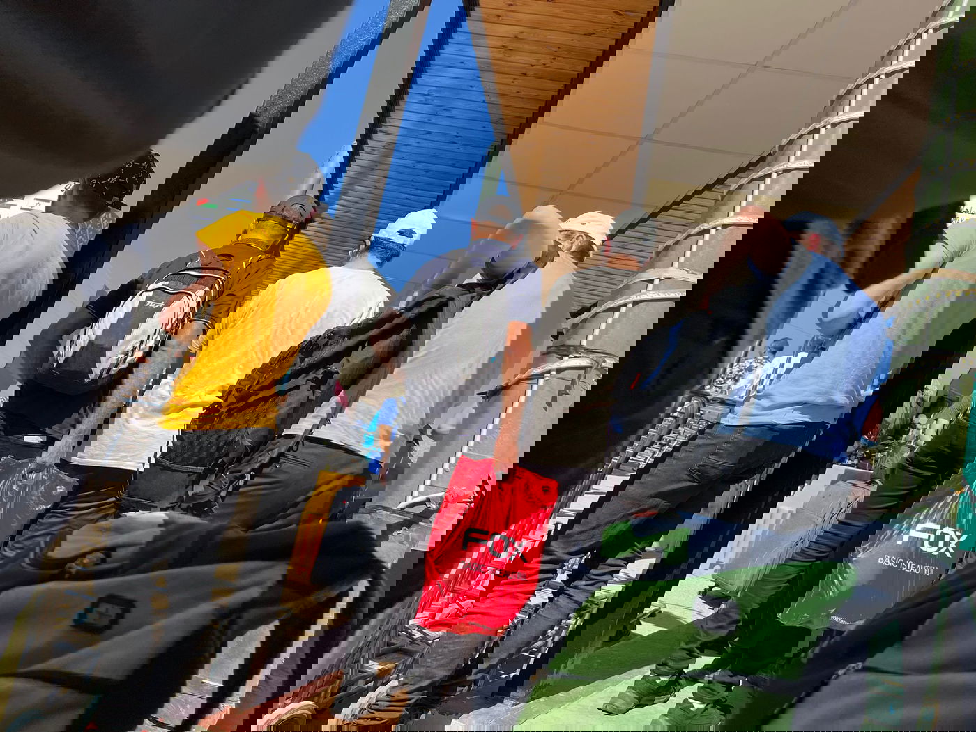 הירדנים דרשו מהחרדים לגזור את פיאותיהם