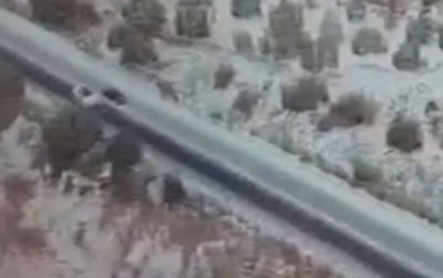 פלסטיני מבצע עקיפה מסוכנת ונעצר • צפו