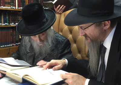 הרב לאזאר והגאב"ד