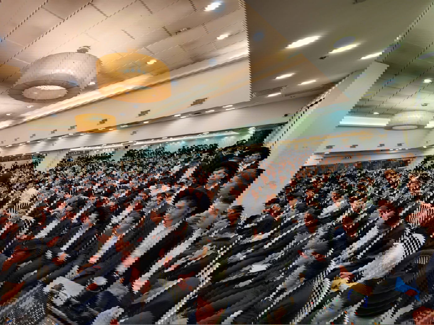 הגר"ג אדלשטיין לבני הישיבות: "הסקרנות מביאה לבטלה"